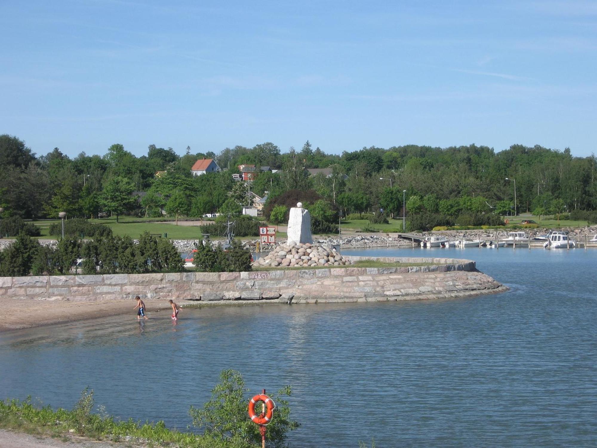 Hotel Kalkstrand Pargas Bagian luar foto